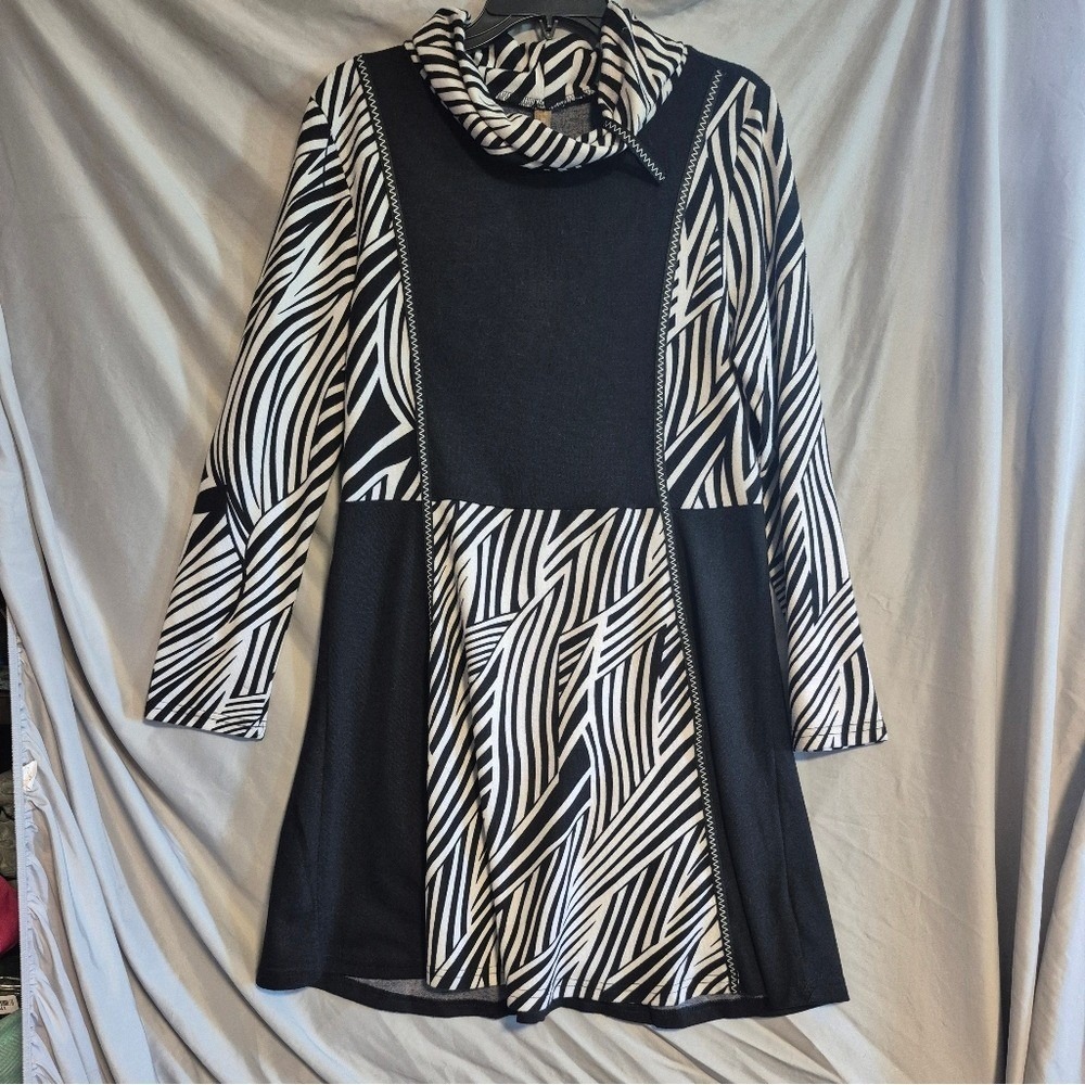 Danny Be Zebra Patterned Dress Nwt Large